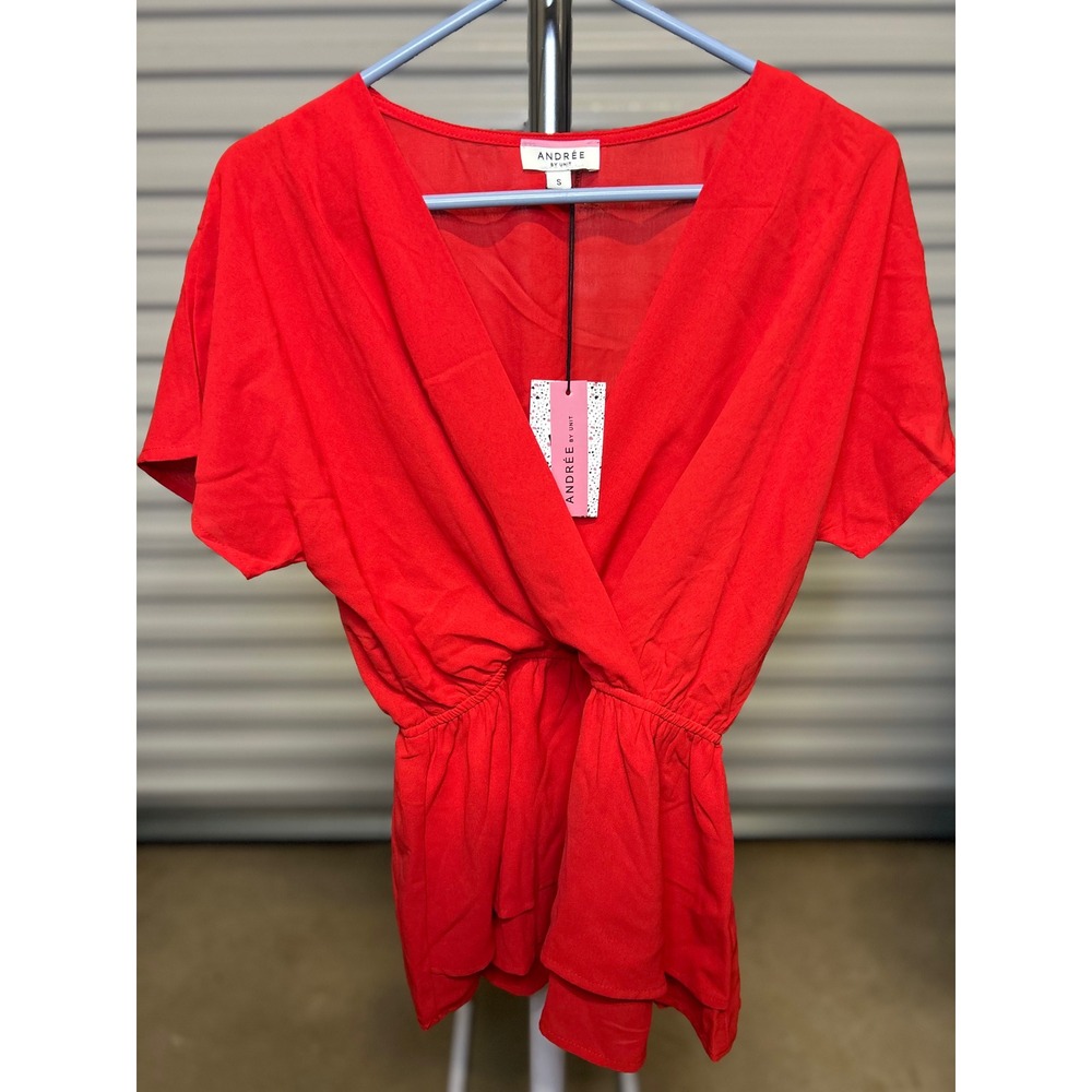 Andree by Unit Top Women Small Red Surplice Peplum Boho V-Neck Short Sleeve New